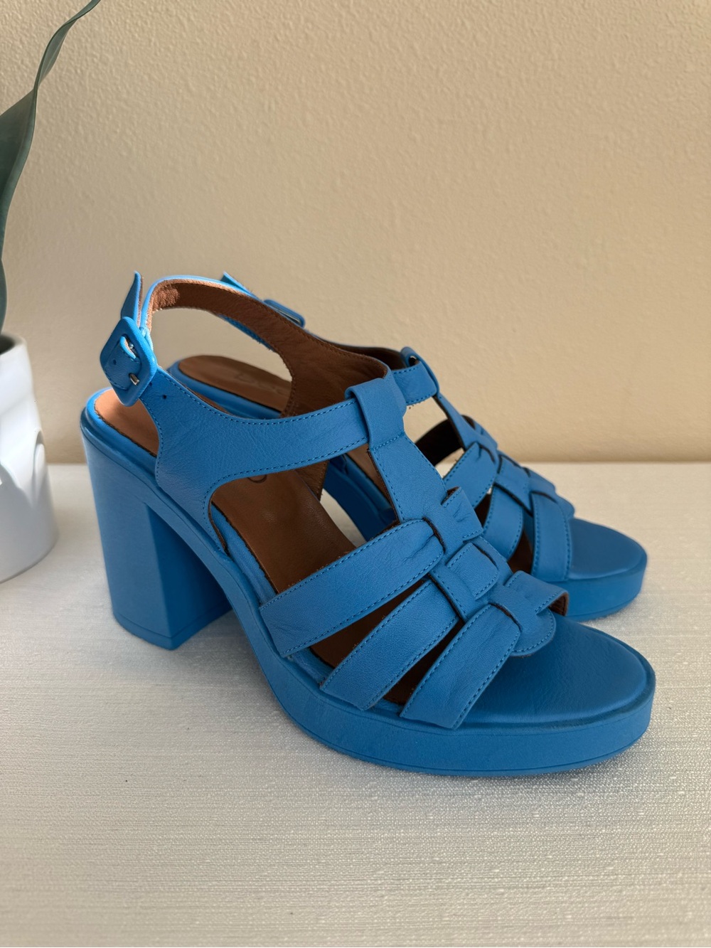 New BUENO Blue Leather Women's Block Heel Strappy Sandals